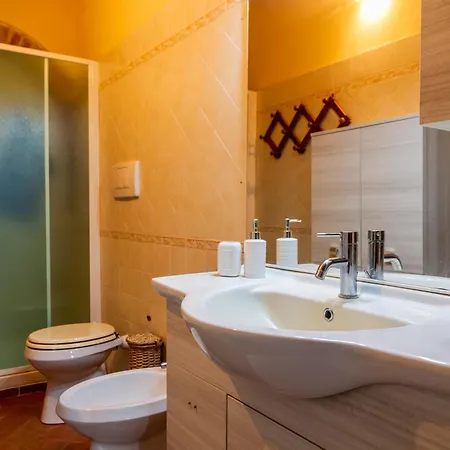 Le Gerlette - La Stalla 农家乐